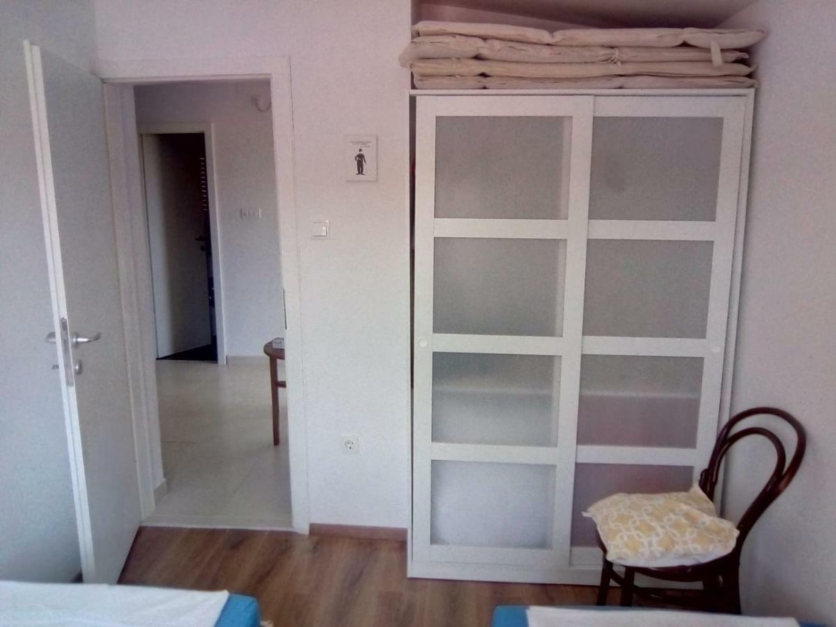 Apartmán Relax Garden Stari Grad  Exteriér fotografie