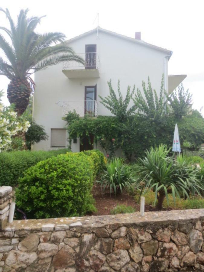 Apartmán Relax Garden Stari Grad  Exteriér fotografie